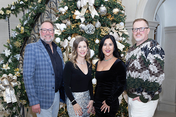 2024-Ellis Holiday Party-011