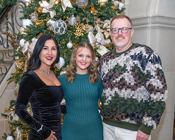 2024-Ellis Holiday Party-006