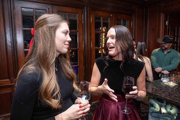 2024-Ellis Holiday Party-049