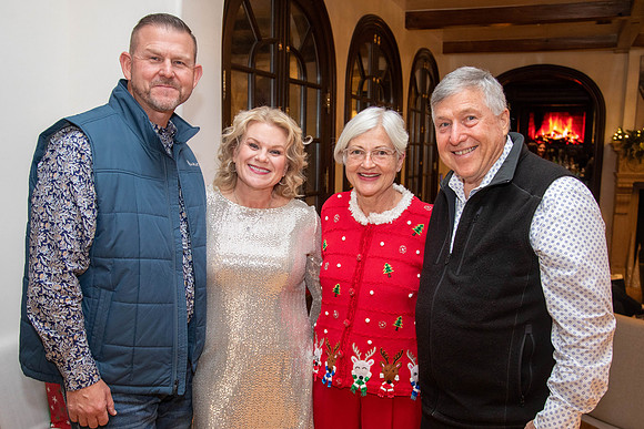 2024-Ellis Holiday Party-136