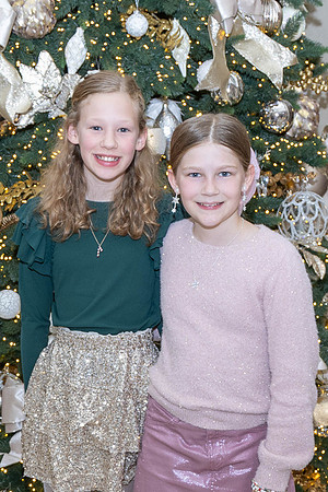 2024-Ellis Holiday Party-016